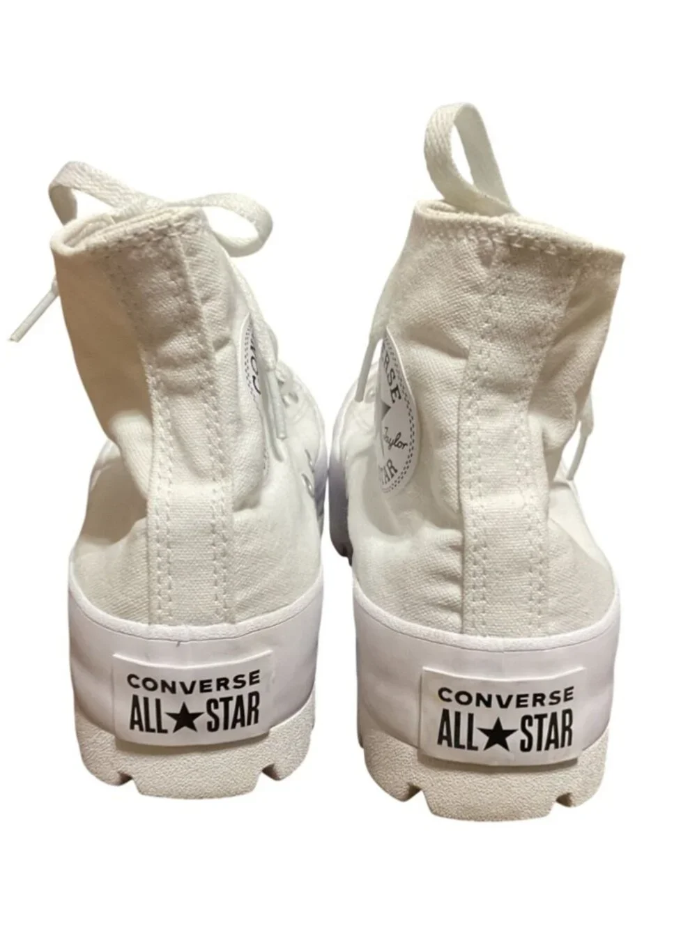 Converse Chuck Taylor Sneakers Size 7 All Star Lugged 2.0 White High-Top